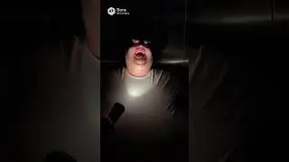 Огромный куринный маньяк в лифте