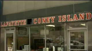 Detroit's Lafayette Coney Island now accepting credit cards