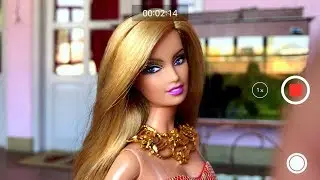Restyle Reviews Episode 8 : 2008 Barbie 50th Anniversary Gold Glamour Doll Restyle Review