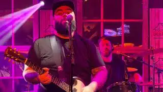 Joe Samba at The Pickle Barrell VT- No Rain (cover)