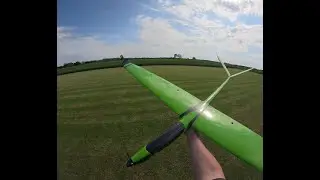 Gliders IT Blade 2 5m XLE Maiden Flight Launch