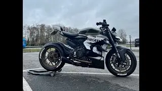 let's talk about my new livery on my ducati streetfighter v2 2023 storm green