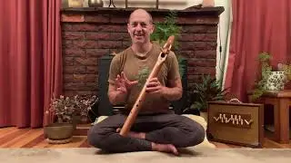 Low B Hijaz Flute &ndash; Ancient Kauri with Maple & Turquoise