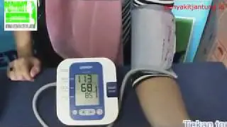 cara mengukur tekanan darah dengan tensimeter digital omron