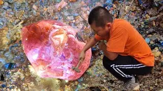Глубоко внутри скалы спрятан огромный розовый алмаз! Рубин, Сапфир💎