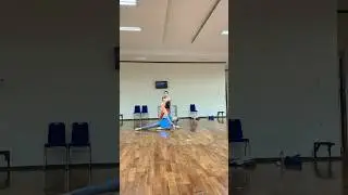 🧣Something is cooking #dance #danceshorts #choreography #performance #contemporarydance #flexible