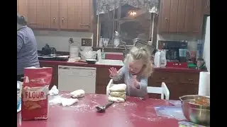 Sunday breakfast prep (real time), cleaning (timelapse) and cooking with Elliott (timelapse).