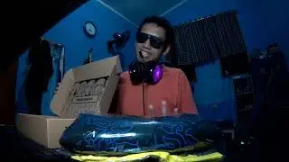 Radio Leseh - Review Merchandise Maha5