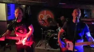 A pub gig in the Three Mariners in Bagshot, Surrey