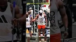 ELITE Powerlifter ANATOLY Use 32kg Mop #gym #funny #prank
