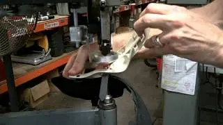 Hanson Rivet Auto-Feed Rivet Machine Demo