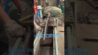 Continuous Lathe Type Auger Flight Making Machine, Spiral Flight Forming Machine