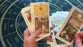 ОБЗОР КОЛОДЫ THE CLASSIC TAROT LO SCARABEO и РАСКЛАД
