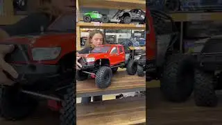 The Axial SCX6 is huge 😳 #rccar #scx6 #carvideos #trending