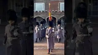 Grenadier Guards march with Band of the Welsh Guards 🏴󠁧󠁢󠁷󠁬󠁳󠁿