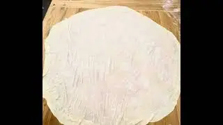 Si t&euml; hapim dy ose m&euml; shum&euml; pet&euml; nj&euml;her&euml;sh.