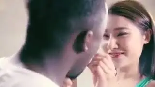 Çin'de Yayınlanan Irkçı Deterjan Reklamı