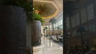 High tea at the most beautiful hotel lobby | The Peninsula Manila  #philippines #luxuryhotel