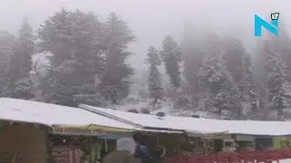 Roads blocked as snowfall continues in J&K, Himachal