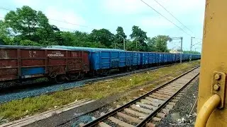 BOXN Wagon Freight Train Crosses at Speed | Real Railfan View