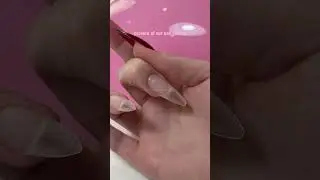 Close Colour Application
