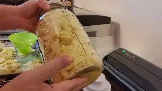 Freeze dried sliced potatoes