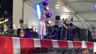 Summer - Cassadee Pope (5-28-2016)