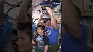 How do astronauts get haircuts in space? 💇