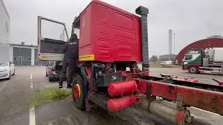 Veteranlastbil SCANIA R142H 6x2 chassi