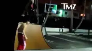 Justin Bieber Skateboarding in Miami Shirtless