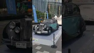 Jaguar MkV Saloon at the Icon Siam Vintage Car Show in Bangkok