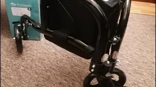 Helavo Rollator 3 R&auml;der nur 5 5 kg   Indoor Rollator schmal f&uuml;r Wohnung, robuster und detailverliebt