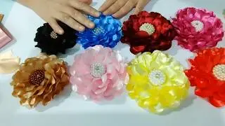 Rosa beliscada Pomposa. Com fita de cetim número 9