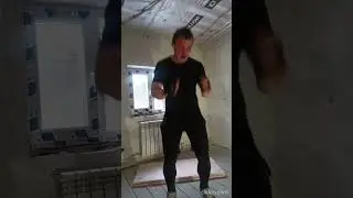 Мини - комплекс упражнений с собственным весом. Выпрыгивания + боковые скручивание #shorts  #workout