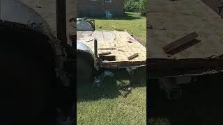 Pt 2 Camper demo. I am rebuilding this camper from the floor up.