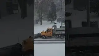 Snow Plow vs. The Shovel #shorts