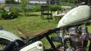 Royal Enfield bobber