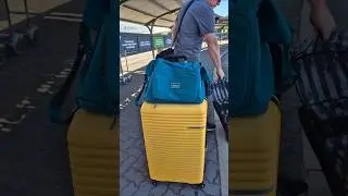 Testujemy torbę @Foldie przed wyjazdem do Singapuru ✈️ #parapodr&oacute;żująca #romantyczkaSingapur