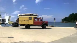 Fire-engine camper in Otok Rab