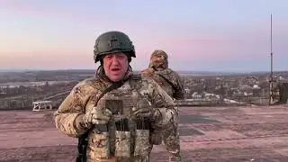 BBC WORLD: Ukraine - the battle for Bakhmut
