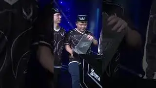 Скромный татарский мальчик стал MVP турнира по Доте #dota2 #xinq #xtremegaming  #dota2memes