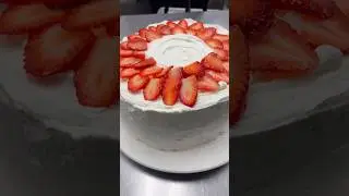 Рецепт клубничного кремового торта
