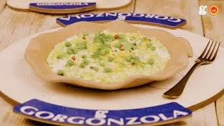 Risotto aux petits pois Gorgonzola AOP, menthe, zeste de citron et fines herbes fra&icirc;ches