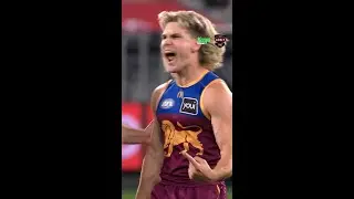 Ashcroft with a STUNNER off the deck 👏  #AFLPiesLions
