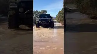 Frozen Desert Jeepin