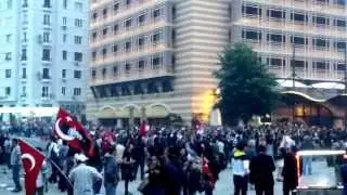 Protests at Taksim Gezi Parki in Istanbul, Turkey (2013.06.04 20:30:41)
