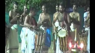 thayambaka, .. by  kalpathy balakrishnan & kalanilayam udhayan namboothiri