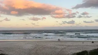 I&rsquo;m just a pilates instructor who loves the beach and her housemates 