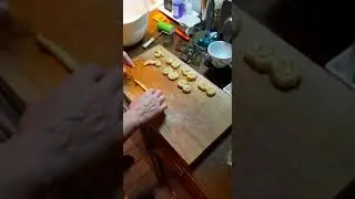 &pi;&alpha;&sigma;&chi;&alpha;&lambda;&iota;&nu;&alpha; &kappa;&omicron;&upsilon;&lambda;&omicron;&upsilon;&rho;&alpha;&kappa;&iota;&alpha;