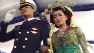 Pedang Pora Pernikahan Militer Bg. Wisnu Hendry Santoso,ANT III - Rr. Ika Khoerlina,S.ST.Keb  2017